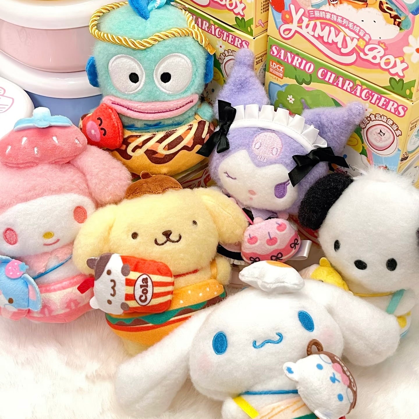 Sanrio: Yummy Box Series