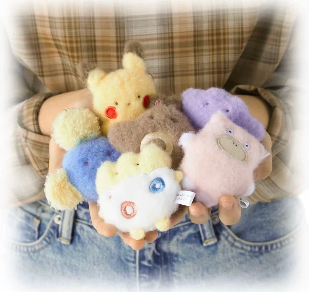Pokémon: Fluffy Palm Mascot Series
